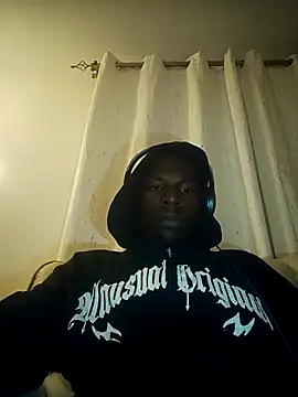 Snapshot of NowInside chatting on May 18, 2026, 6:03 pm NowInside online show from May 18, 2026, 6:03 pm