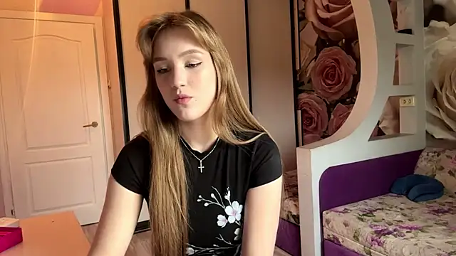 AnnaWasp online show from July 22, 2026, 5:10 am