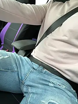 spicycute19 online show from April 27, 2026, 2:59 pm