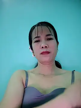 Geelio-playsx24 online show from April 19, 2026, 3:11 pm