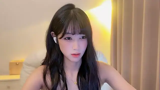 xiaooyee online show from March 25, 2026, 3:07 pm