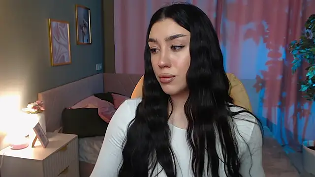 Snapshot of Winonna_Ryder chatting on March 25, 2026, 9:59 am Winonna Ryder online show from March 25, 2026, 9:59 am