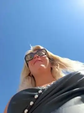AtomBlondy online show from May 9, 2026, 6:51 am