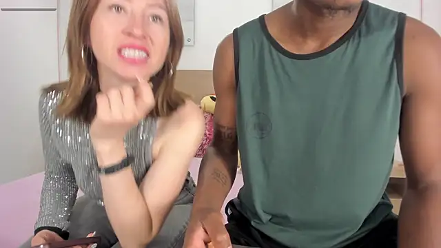 Ebony N Blonde online show from April 7, 2026, 7:47 pm