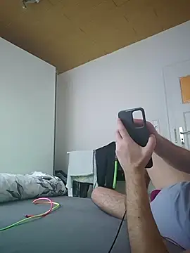 Snapshot of SuperMasaj42 chatting on March 12, 2026, 4:35 pm SuperMasaj42 online show from March 12, 2026, 4:35 pm