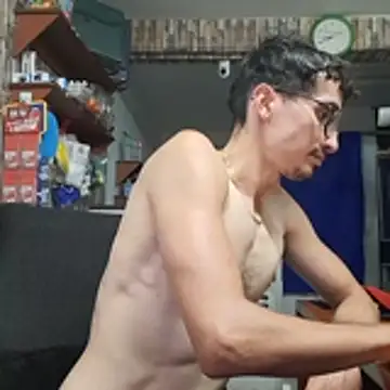 jhosuamoore online show from April 8, 2026, 1:38 am