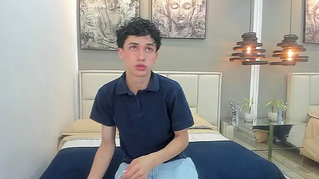 Snapshot of thom_ames chatting on July 14, 2026, 11:38 am thom ames online show from July 14, 2026, 11:38 am