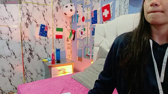 Snapshot of Sophia_xoxo1 chatting on July 17, 2026, 1:29 pm Sophia xoxo1 online show from July 17, 2026, 1:29 pm
