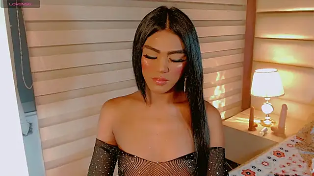 tiifannysexyhot online show from April 29, 2026, 11:47 am