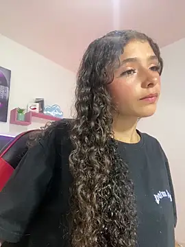 LINDA EF online show from March 13, 2026, 7:42 pm