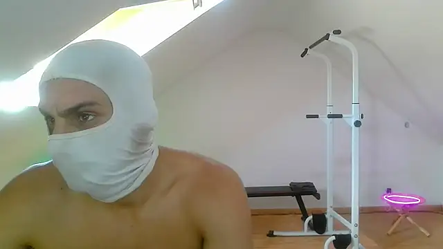 NinjaLaser online show from July 8, 2026, 11:26 am