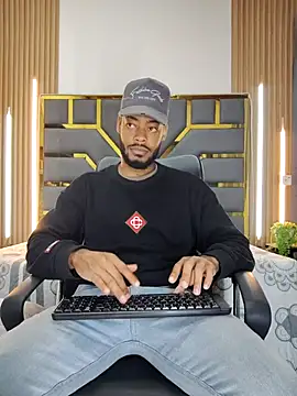 Oliver bigblack cock online show from March 31, 2026, 6:08 pm