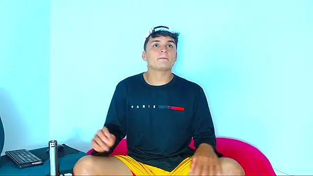 Snapshot of zandernoir18 chatting on March 14, 2026, 6:57 pm zandernoir18 online show from March 14, 2026, 6:57 pm