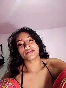 KattyBerryX online show from August 7, 2026, 9:28 pm