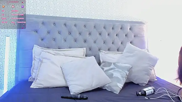 Alexa Wiild online show from April 17, 2026, 3:53 am