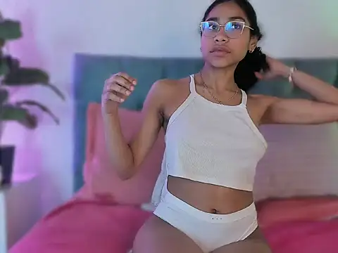 emaffox online show from March 21, 2026, 8:19 am