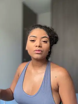 karlymonroe online show from March 17, 2026, 9:51 pm