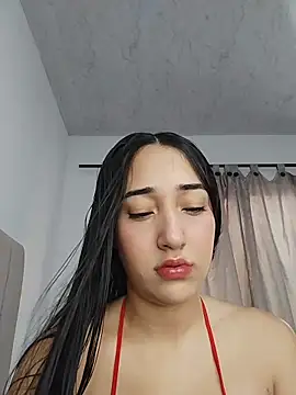 Snapshot of isabellaHill2 chatting on July 1, 2026, 5:02 pm isabellaHill2 online show from July 1, 2026, 5:02 pm