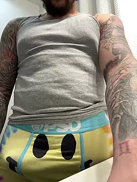 bigpappiii09 online show from May 14, 2026, 6:26 pm