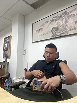 Cunzhangshibage02 online show from May 1, 2026, 4:28 am