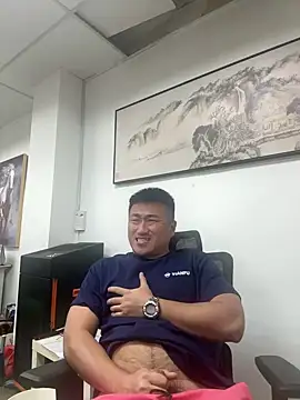 Cunzhangshibage02 online show from June 22, 2026, 4:04 pm