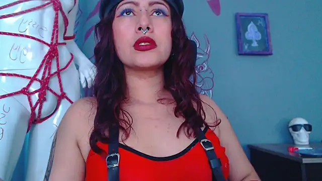 Snapshot of Regina_Iris chatting on May 13, 2026, 1:19 pm Regina Iris online show from May 13, 2026, 1:19 pm