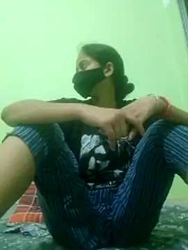 Snapshot of nidhiyadav00 chatting on April 18, 2026, 7:07 pm nidhiyadav00 online show from April 18, 2026, 7:07 pm