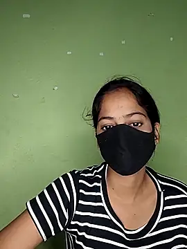 Snapshot of nidhiyadav00 chatting on May 8, 2026, 6:24 pm nidhiyadav00 online show from May 8, 2026, 6:24 pm