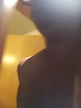 Snapshot of caballota77 chatting on May 12, 2026, 6:43 am caballota77 online show from May 12, 2026, 6:43 am