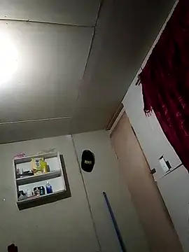 Snapshot of victoryadais chatting on March 15, 2026, 7:58 am victoryadais online show from March 15, 2026, 7:58 am