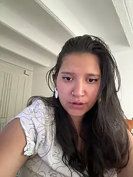 Mila Sunshin online show from March 17, 2026, 1:58 pm