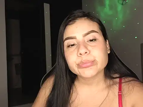 Wendyfzyog3 online show from April 7, 2026, 5:02 pm