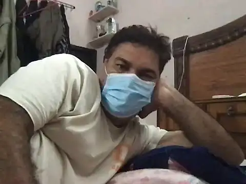 Snapshot of urb0nd chatting on March 14, 2026, 4:56 pm urb0nd online show from March 14, 2026, 4:56 pm