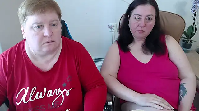 Lindy-Jeanie online show from May 4, 2026, 12:01 pm