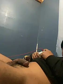 oswin77 online show from March 12, 2026, 7:09 pm