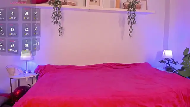 Snapshot of cuttie_blondie chatting on June 20, 2026, 11:13 am cuttie blondie online show from June 20, 2026, 11:13 am