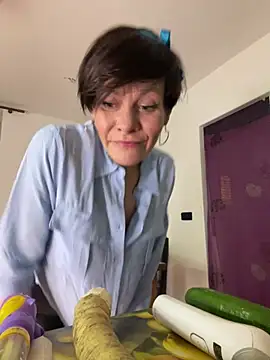 Snapshot of DtPORNBITCH chatting on April 8, 2026, 12:32 am DtPORNBITCH online show from April 8, 2026, 12:32 am
