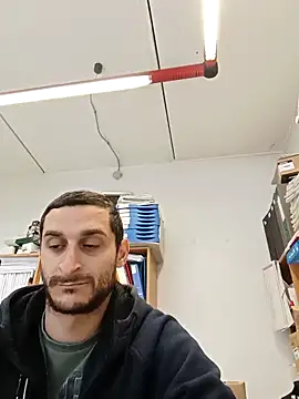 Snapshot of gabry21e5 chatting on May 8, 2026, 9:36 am gabry21e5 online show from May 8, 2026, 9:36 am