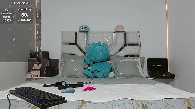 Snapshot of tiam_muller_fenix chatting on April 20, 2026, 2:14 am tiam muller fenix online show from April 20, 2026, 2:14 am