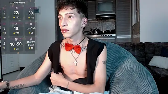 Snapshot of tiam_muller_fenix chatting on May 8, 2026, 1:22 am tiam muller fenix online show from May 8, 2026, 1:22 am