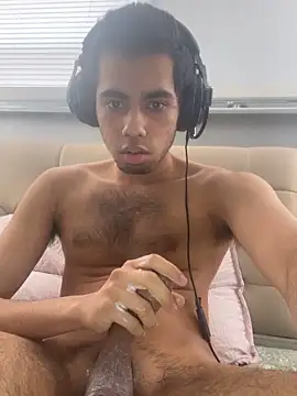 iLoveGirlsOnlyStr8Asf online show from May 6, 2026, 4:56 pm