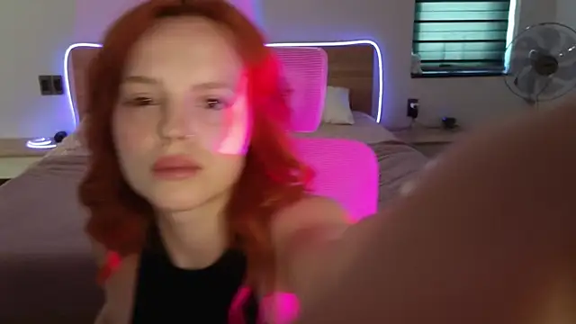 mollybossy online show from March 19, 2026, 6:50 am