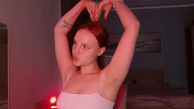 mollybossy online show from April 25, 2026, 4:15 am