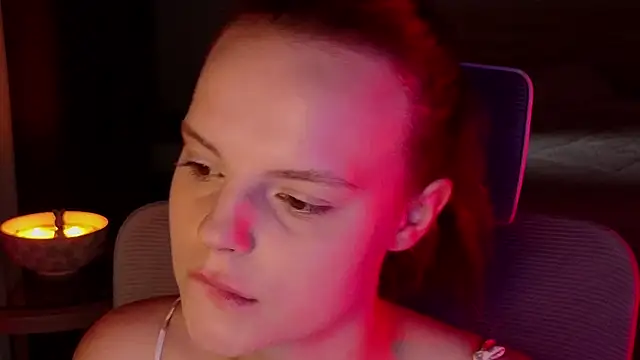 mollybossy online show from April 29, 2026, 7:23 am