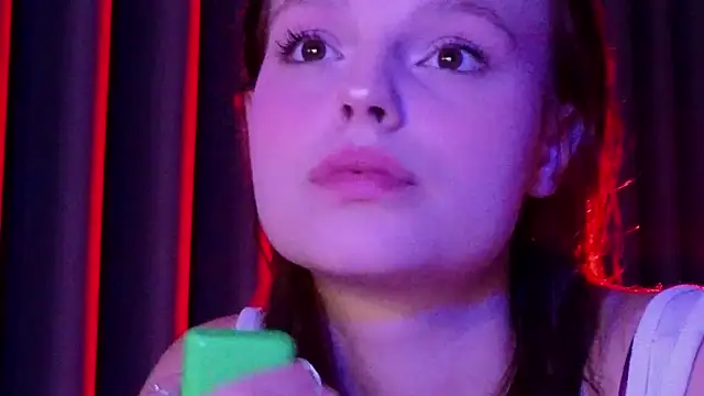 mollybossy online show from April 30, 2026, 12:39 am