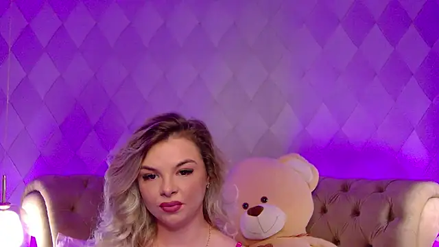 KimmBliss online show from May 23, 2026, 7:07 pm