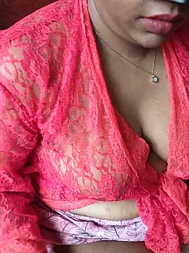Snapshot of Maya-Tamil chatting on July 29, 2026, 7:39 am Maya-Tamil online show from July 29, 2026, 7:39 am