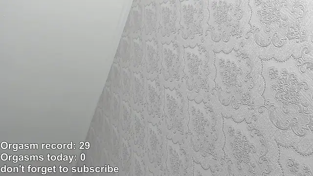 RileyNymph online show from May 9, 2026, 3:23 am