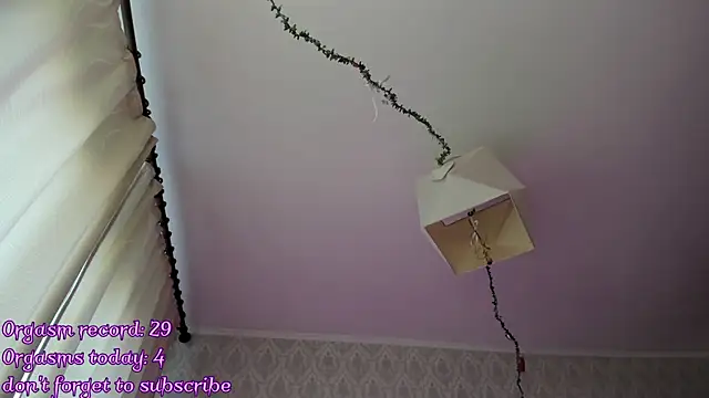 RileyNymph online show from May 15, 2026, 3:46 am