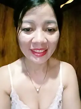 Snapshot of Yiyi102300 chatting on June 25, 2026, 1:16 am Yiyi102300 online show from June 25, 2026, 1:16 am